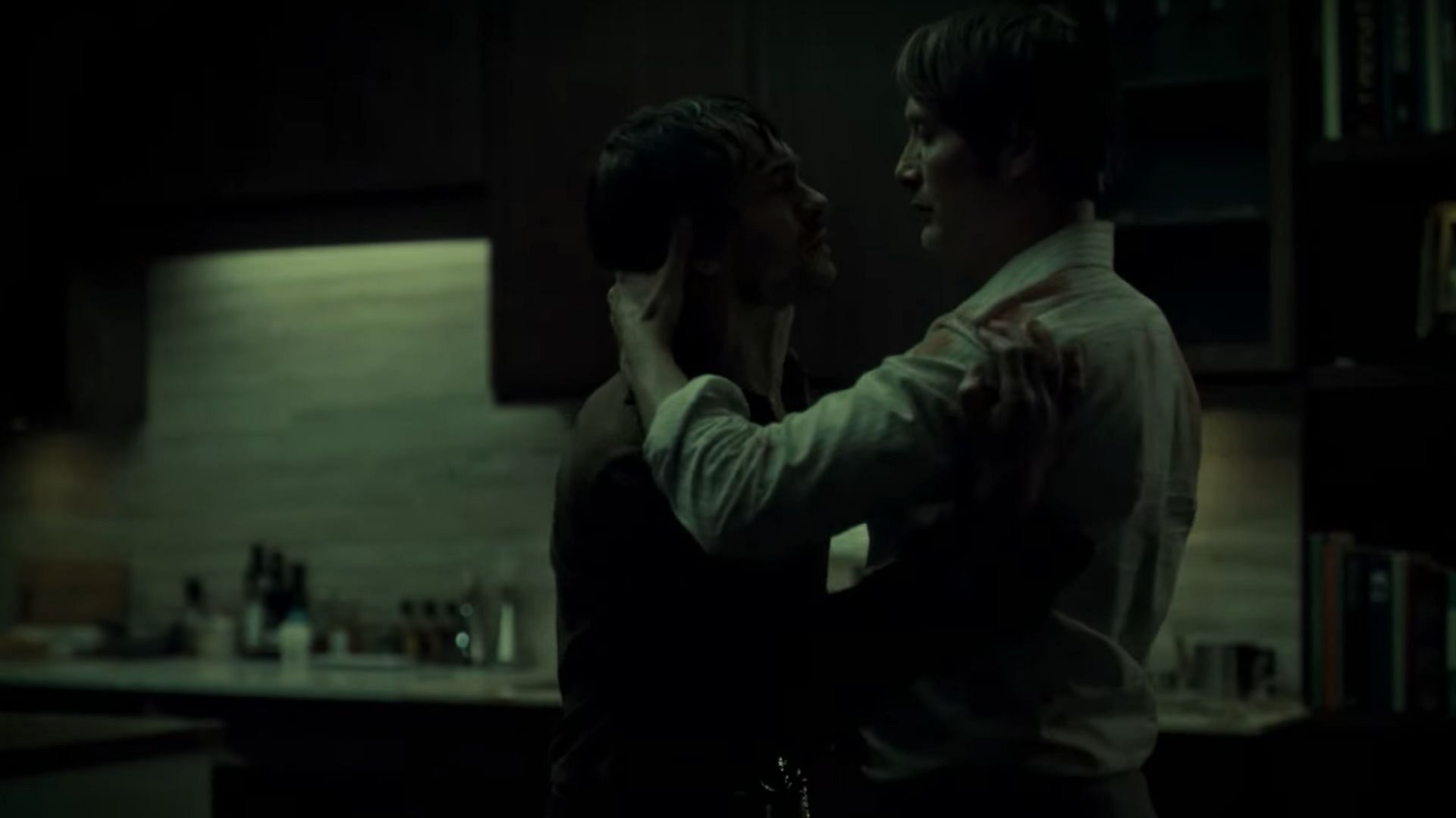 Hannibal stabs Will (Image via YouTube/StudiocanalUK)